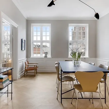 Appartement Herskabslejlighed Centrum